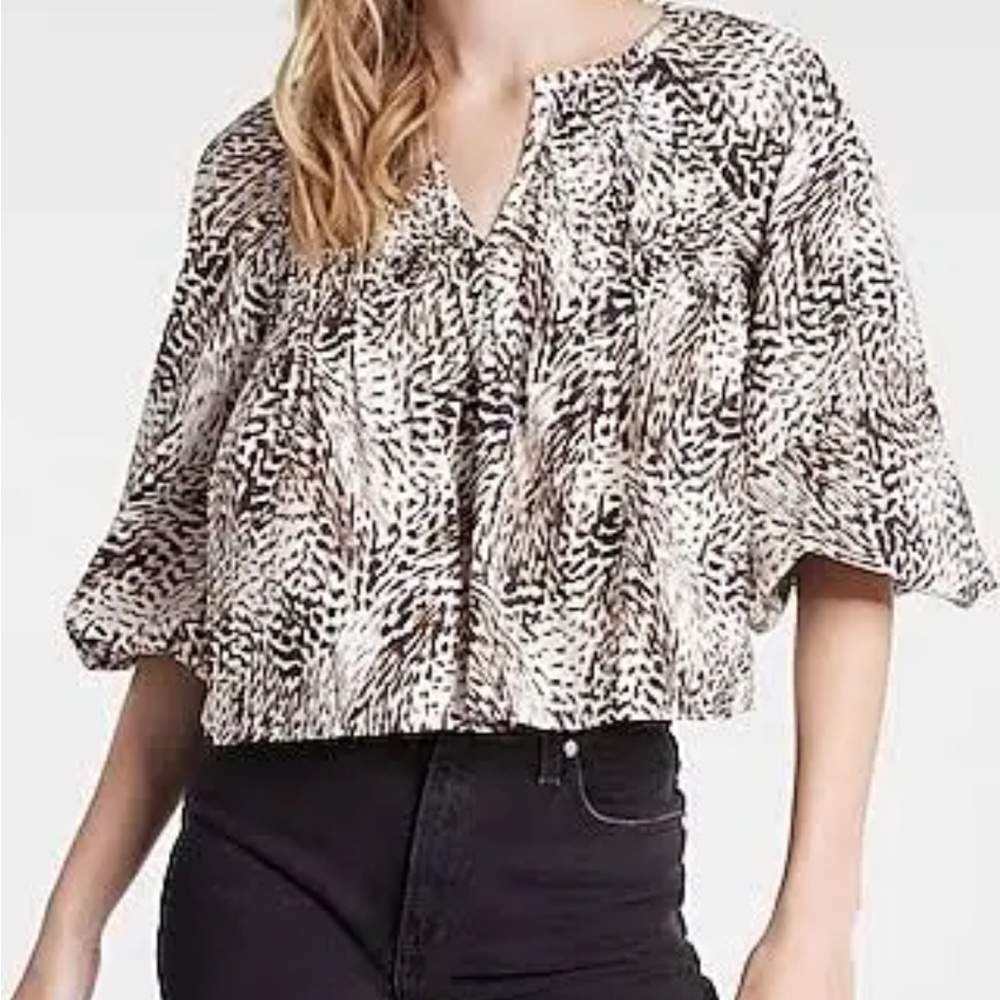 Express raglan top!